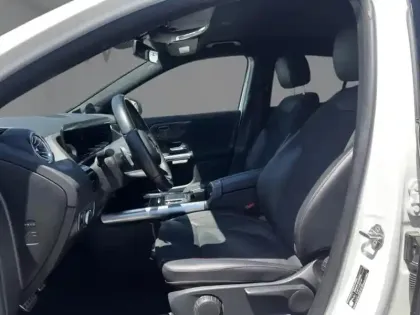 Photo 18 Mercedes GLA 250 e AMG Line