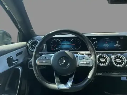 Photo 10 Mercedes Classe A 180 d AMG Line
