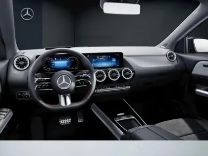 Photo 8 Mercedes GLA 200 d AMG Line