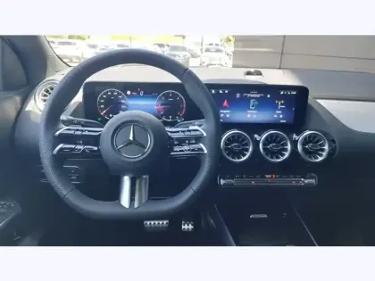 Photo 11 Mercedes GLA 200 d AMG Exclusive Design