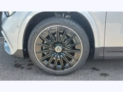 Photo 8 Mercedes GLA 180 d Edition 140