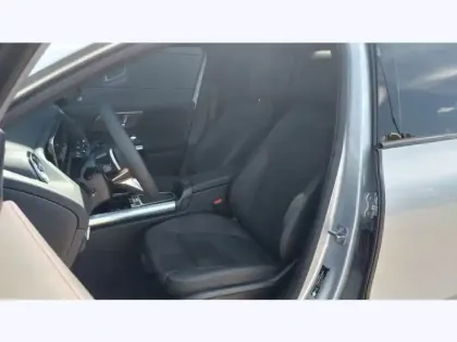 Photo 14 Mercedes GLA 180 d Edition 140
