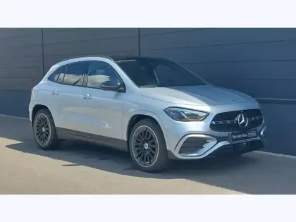 Photo 6 Mercedes GLA 180 d Edition 140