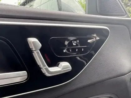 Photo 11 Mercedes Classe C  300 e Hybrid EQ Break