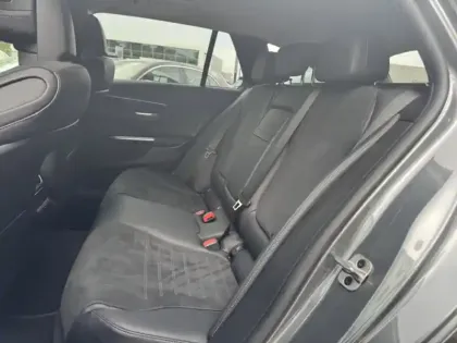 Photo 10 Mercedes Classe C  300 e Hybrid EQ Break
