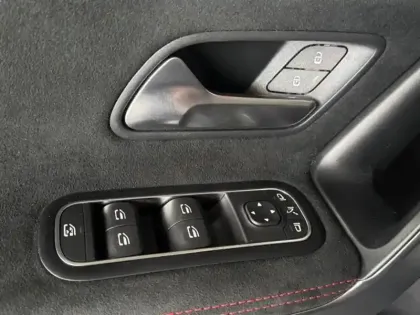 Photo 48 Mercedes Classe A 180 AMG Line
