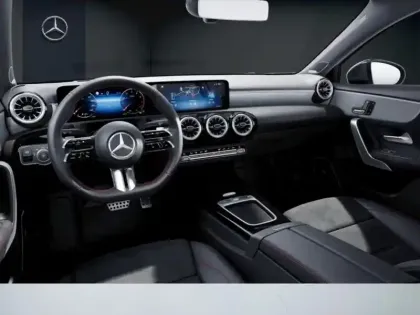 Photo 8 Mercedes Classe A 180 AMG Line
