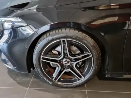 Photo 34 Mercedes Classe A 180 d AMG Line