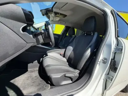 Photo 12 Peugeot 308 1.5 BlueHDi 130 Allure Pack EA