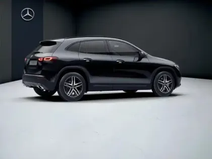 Photo 19 Mercedes GLA 200 d Progressive Line