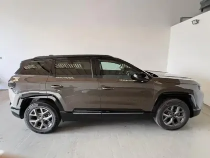 Photo 6 Jeep Compass  1.2 Turbo T3 145ch e-Hybrid First Edition BVR6