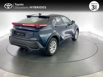 Photo 6 Toyota C-HR  1.8 Hybride 140ch Dynamic NG23