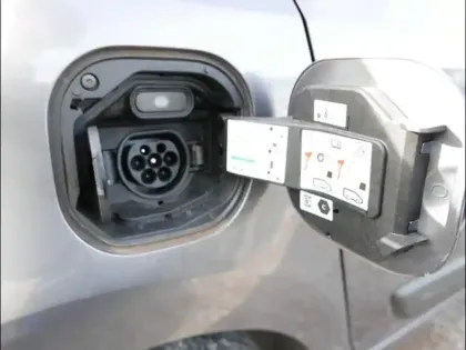 Photo 5 Renault Twingo  E-Tech Electric Zen R80 Achat Intégral - 21MY