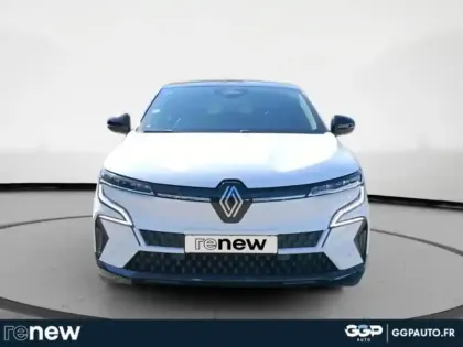 Photo 7 Renault Megane  E-Tech Electric EV60 220ch Iconic super charge