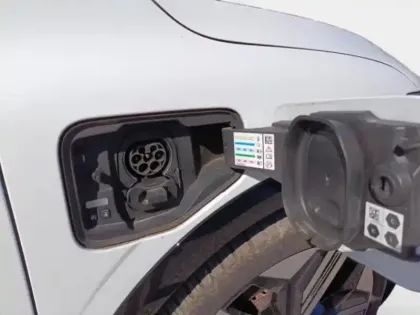 Photo 9 Renault Megane  E-Tech Electric EV60 220ch Iconic super charge