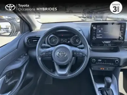 Photo 8 Toyota Yaris  116h Design 5p Pack confort