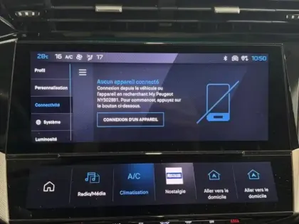 Photo 12 Peugeot 308  1.2 130 S&S Allure EAT8 I-cockpit Camera Carplay