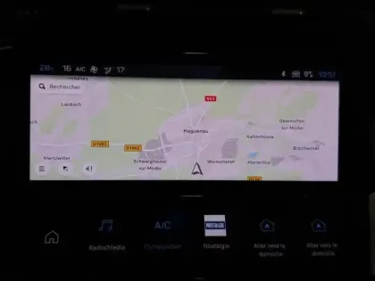 Photo 11 Peugeot 308  1.2 130 S&S Allure EAT8 I-cockpit Camera Carplay