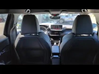 Photo 13 Peugeot 2008  1.2 PureTech 130ch S&S GT Line EAT8 7cv