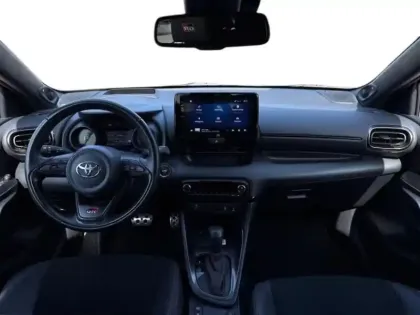 Photo 9 Toyota Yaris  116h GR Sport 5p MY22