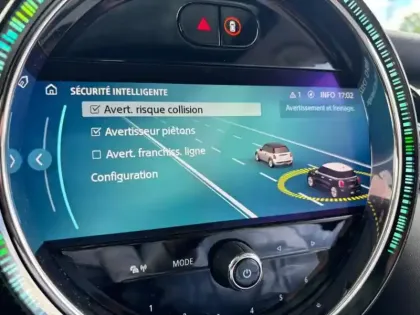 Photo 13 Mini Mini  5 Portes Cooper 136ch Edition Premium Plus BVA7