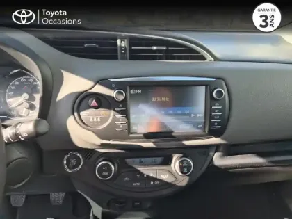 Photo 8 Toyota Yaris  70 VVT-i France Connect 5p RC19