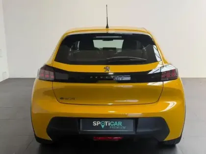 Photo 6 Peugeot 208  e- 136ch Style / SOH 99%