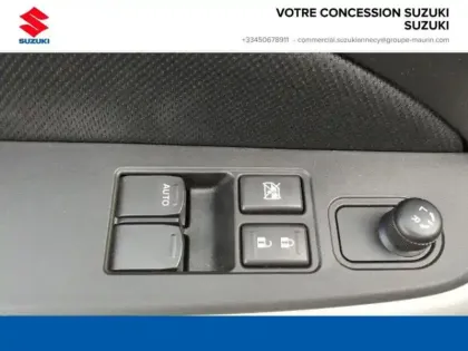 Photo 8 Suzuki Swift  1.2 Dualjet Hybrid 83ch Privilège