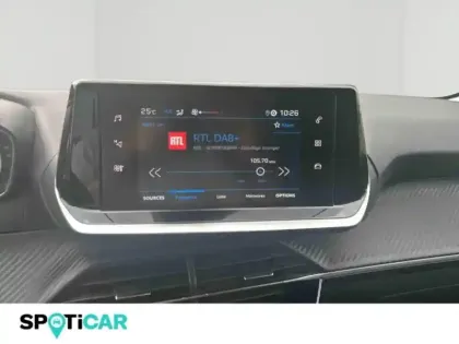 Photo 12 Peugeot 208  1.2 PureTech 100ch S&S Style