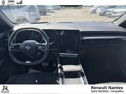 Photo 9 Renault Austral  1.2 E-Tech full hybrid 200ch Iconic esprit Alpine