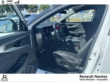 Photo 10 Renault Austral  1.2 E-Tech full hybrid 200ch Iconic esprit Alpine