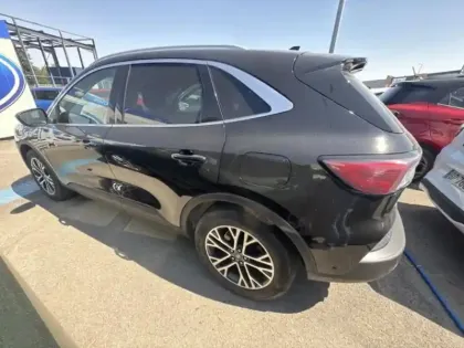 Photo 7 Ford Kuga  2.5 Duratec 225ch PowerSplit PHEV Titanium e-CVT