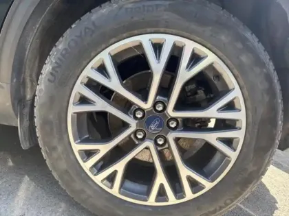 Photo 8 Ford Kuga  2.5 Duratec 225ch PowerSplit PHEV Titanium e-CVT