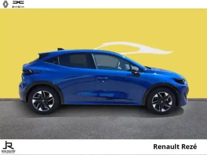 Photo 12 Renault Clio  1.8 E-Tech 160ch full hybrid Techno