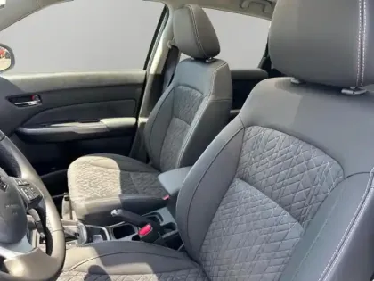 Photo 9 Suzuki Vitara  1.4 Boosterjet Hybrid 110ch Style Auto MY25