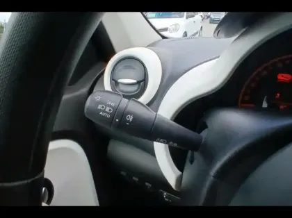 Photo 14 Renault Twingo  1.0 SCe 65ch Equilibre