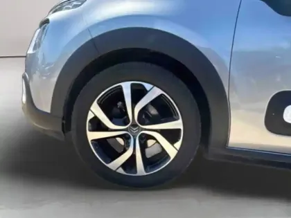 Photo 10 Citroën C3  1.2 PureTech 110ch S&S Shine Pack  EAT6