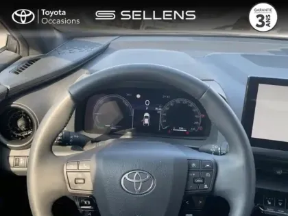 Photo 12 Toyota C-HR  2.0 Hybride 200ch Design MY25