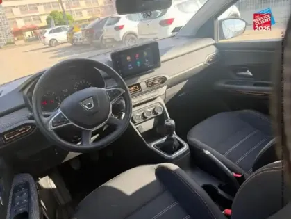 Photo 14 Dacia Sandero  1.0 TCe 90ch Stepway Confort