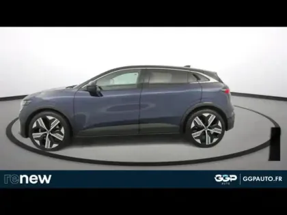 Photo 11 Renault Megane  E-Tech Electric EV60 220ch Iconic super charge -B