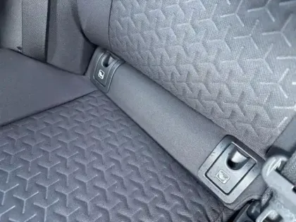 Photo 14 Toyota Yaris  Cross 116h Dynamic MY22