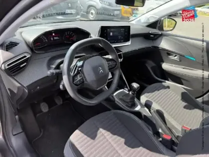 Photo 14 Peugeot 208  1.5 BlueHDi 100ch S&S Style