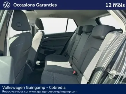 Photo 8 Volkswagen Golf  1.5 eTSI OPF 130ch Life Plus DSG7