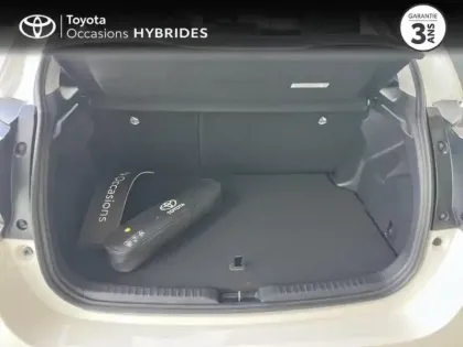 Photo 9 Toyota Yaris  116h Dynamic Business 5p + Programme Beyond Zero Academy MY21