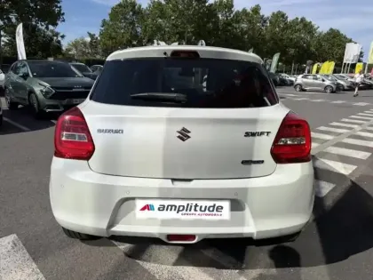 Photo 5 Suzuki Swift  1.2 Hybrid 83ch Privilège
