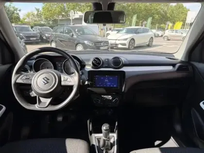 Photo 8 Suzuki Swift  1.2 Hybrid 83ch Privilège