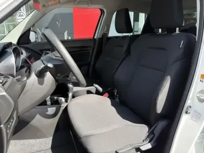Photo 9 Suzuki Swift  1.2 Hybrid 83ch Privilège