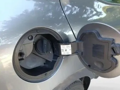 Photo 9 Renault Clio  1.6 E-Tech 145ch full hybrid Evolution - 24