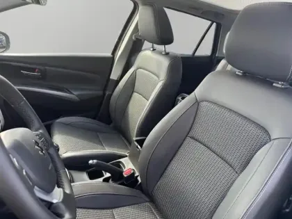 Photo 8 Suzuki S-cross  1.4 Boosterjet Hybrid 110ch Style MY25