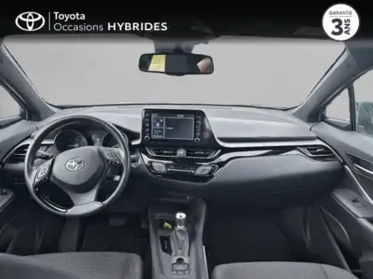 Photo 7 Toyota C-HR  1.8 Hybride 122ch Dynamic Ultimate E-CVT